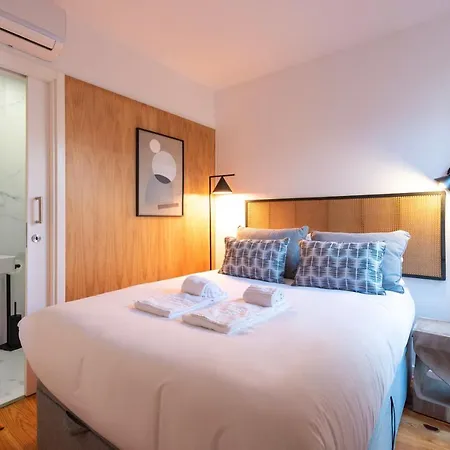 Unique T2 W/ Top View Of The River By Lovelystay Apartment