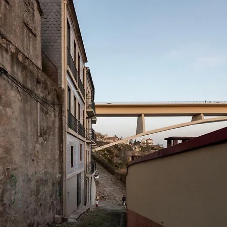 Unique T2 W/ Top View Of The River By Lovelystay Porto